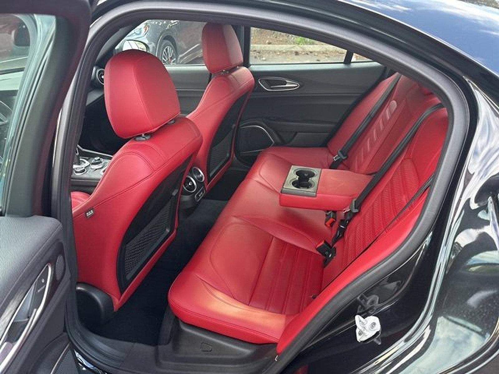 2022 Alfa Romeo Giulia Vehicle Photo in Willow Grove, PA 19090