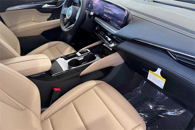 2025 Buick Envision Vehicle Photo in ELK GROVE, CA 95757-8703