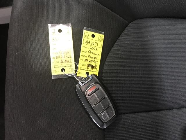 2022 Chrysler Voyager Vehicle Photo in GREEN BAY, WI 54303-3330