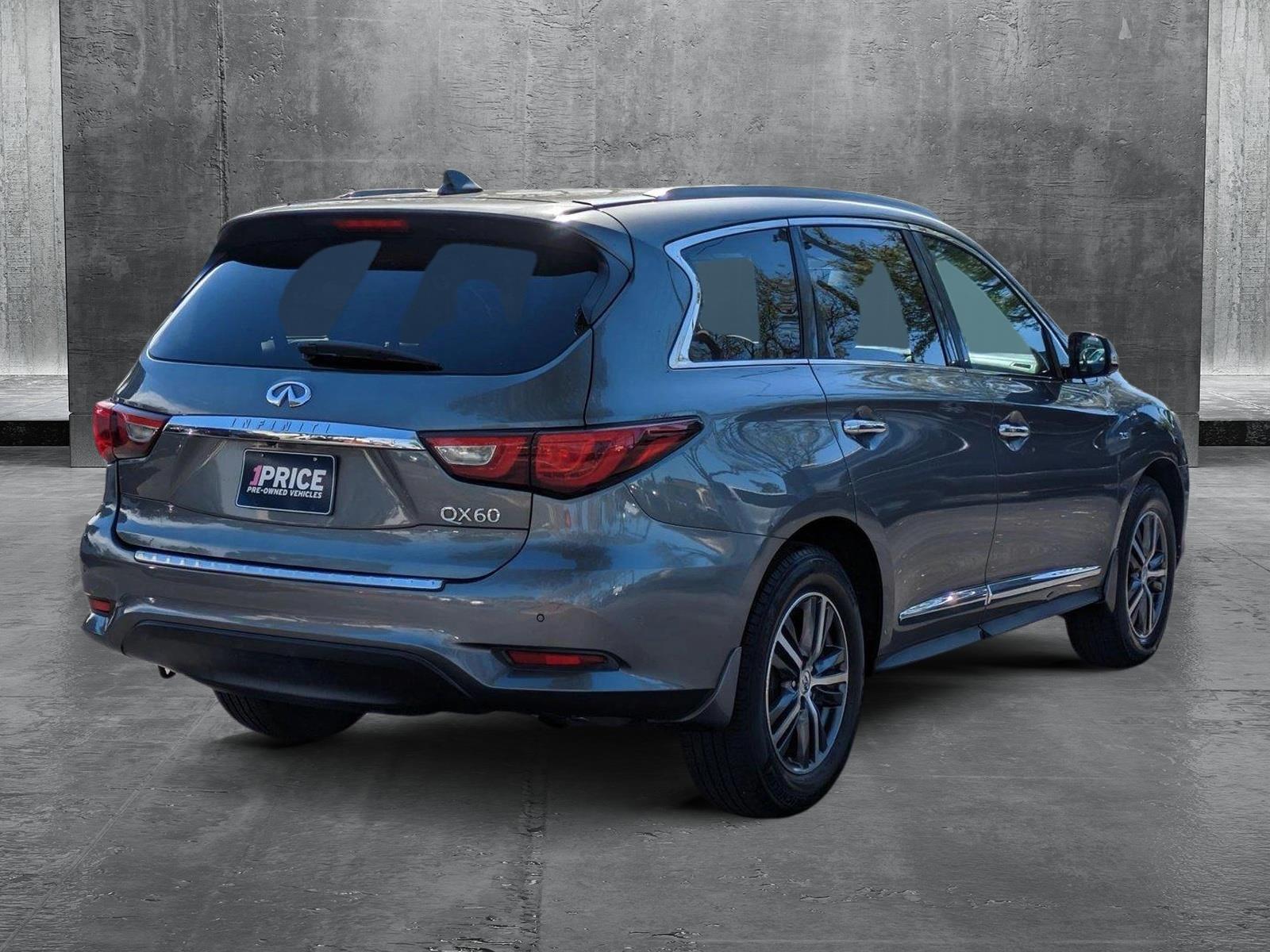 2017 INFINITI QX60 Vehicle Photo in GREENACRES, FL 33463-3207