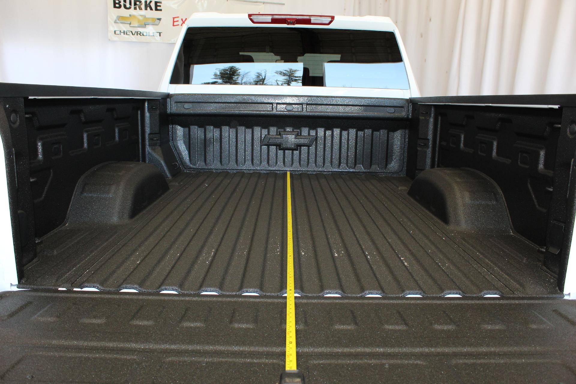 2025 Chevrolet Silverado 2500 HD Vehicle Photo in NORTHAMPTON, MA 01060-1120