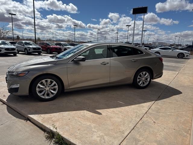 2022 Chevrolet Malibu Vehicle Photo in Winslow, AZ 86047-2439