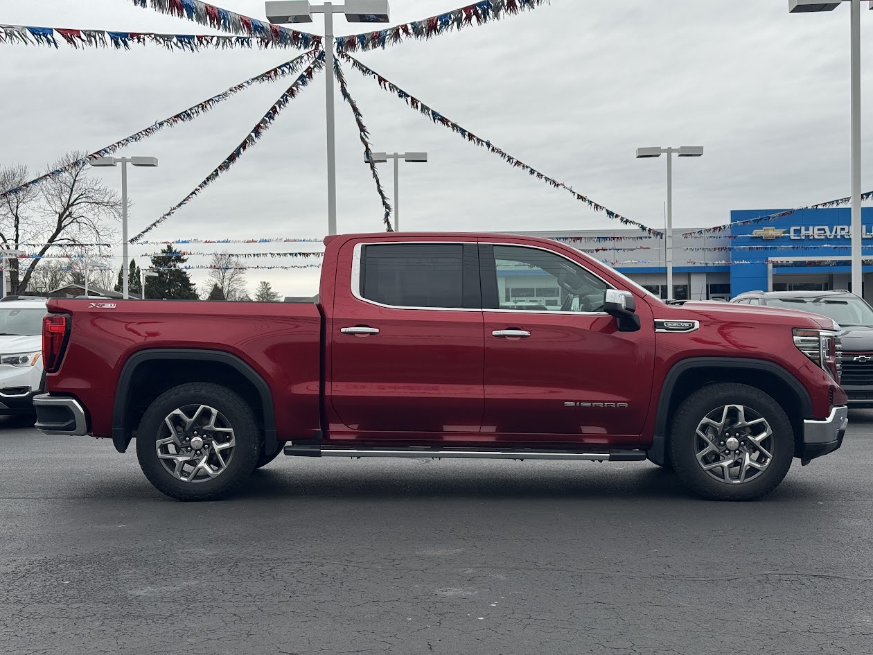 2022 GMC Sierra 1500 Vehicle Photo in BOONVILLE, IN 47601-9633