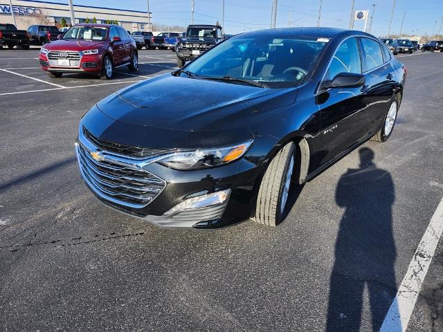 2024 Chevrolet Malibu Vehicle Photo in GREEN BAY, WI 54304-5303