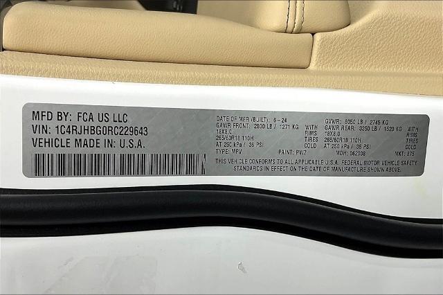 2024 Jeep Grand Cherokee Vehicle Photo in Tulsa, OK 74129
