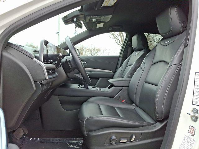 2024 Cadillac XT4 Vehicle Photo in DANBURY, CT 06810-5034