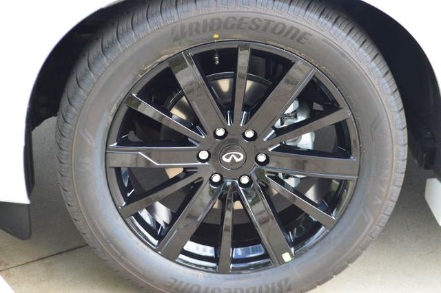 2025 INFINITI QX80 Vehicle Photo in Houston, TX 77090