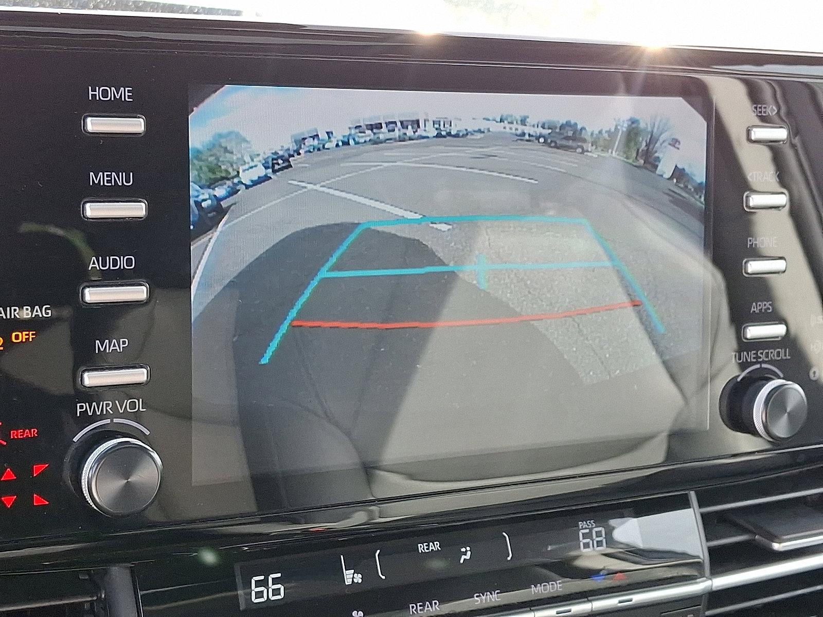 2023 Toyota Sienna Vehicle Photo in Trevose, PA 19053