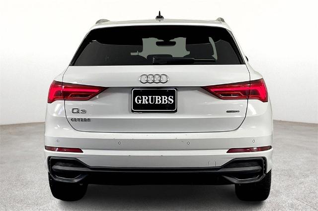 2024 Audi Q3 Vehicle Photo in Tulsa, OK 74129