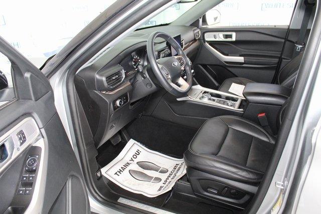 2023 Ford Explorer Vehicle Photo in SAINT CLAIRSVILLE, OH 43950-8512