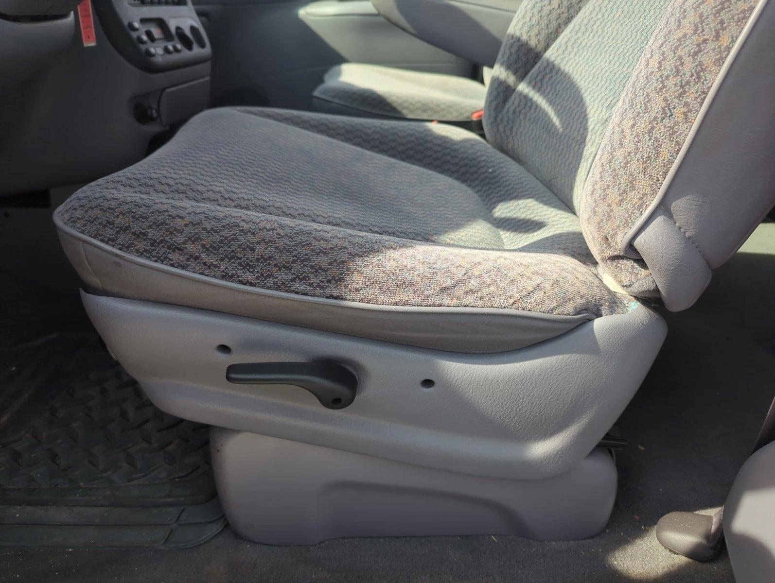 2000 Dodge Caravan Vehicle Photo in Ft. Myers, FL 33907