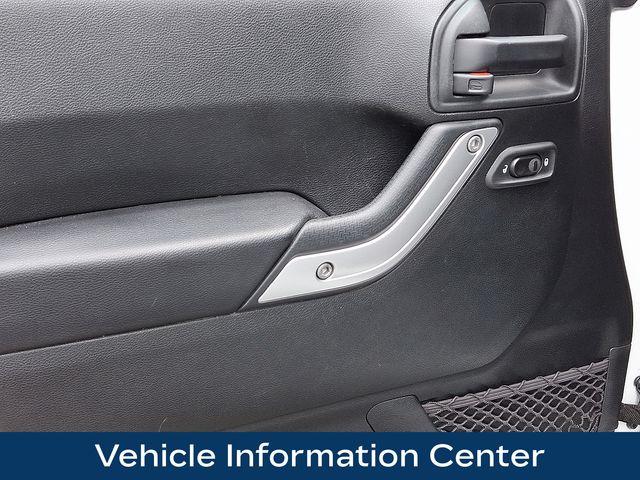 2017 Jeep Wrangler Unlimited Vehicle Photo in DANBURY, CT 06810-5034