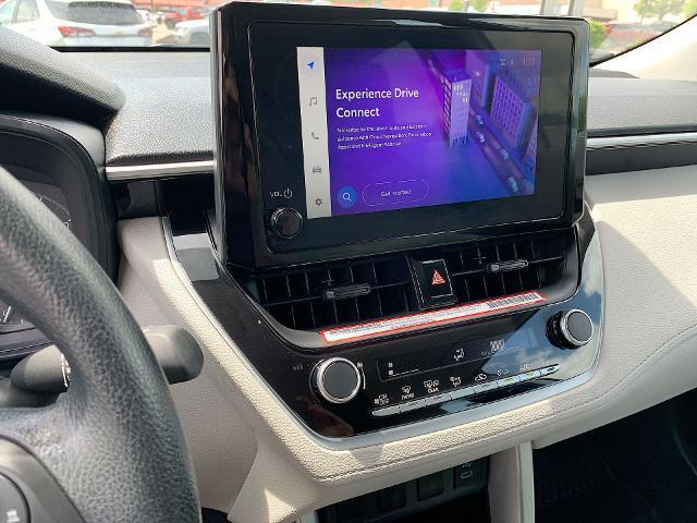 2024 Toyota Corolla Cross Vehicle Photo in MOON TOWNSHIP, PA 15108-2571