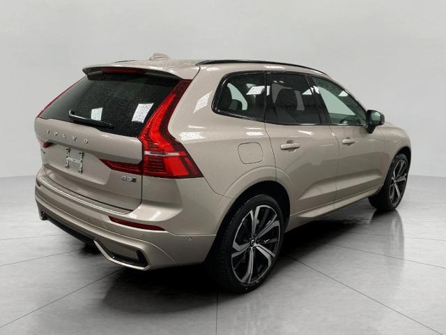 2025 Volvo XC60 Vehicle Photo in Appleton, WI 54913