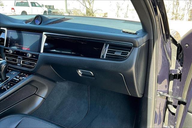 2022 Porsche Macan Vehicle Photo in Tulsa, OK 74145