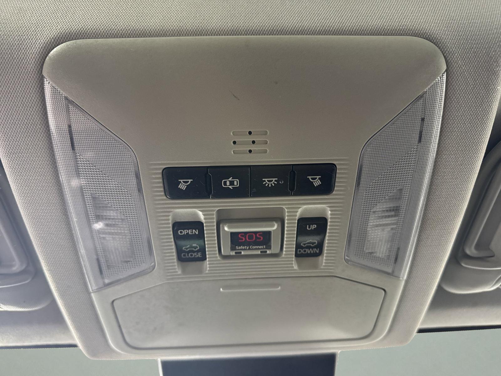2019 Toyota RAV4 Vehicle Photo in GEORGETOWN, TX 78626-7508
