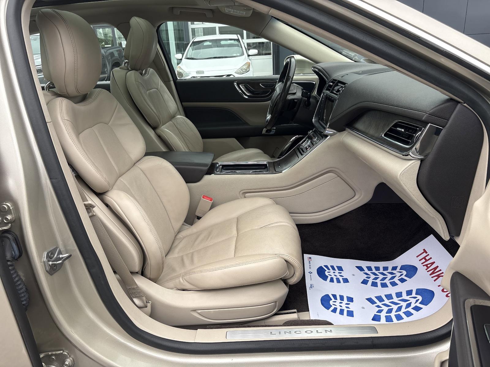 2017 Lincoln Continental Vehicle Photo in Mechanicsburg, PA 17050