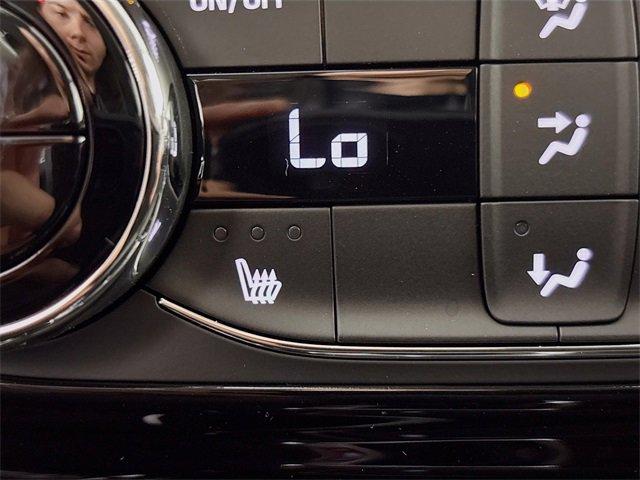 2025 Chevrolet Trax Vehicle Photo in PUYALLUP, WA 98371-4149