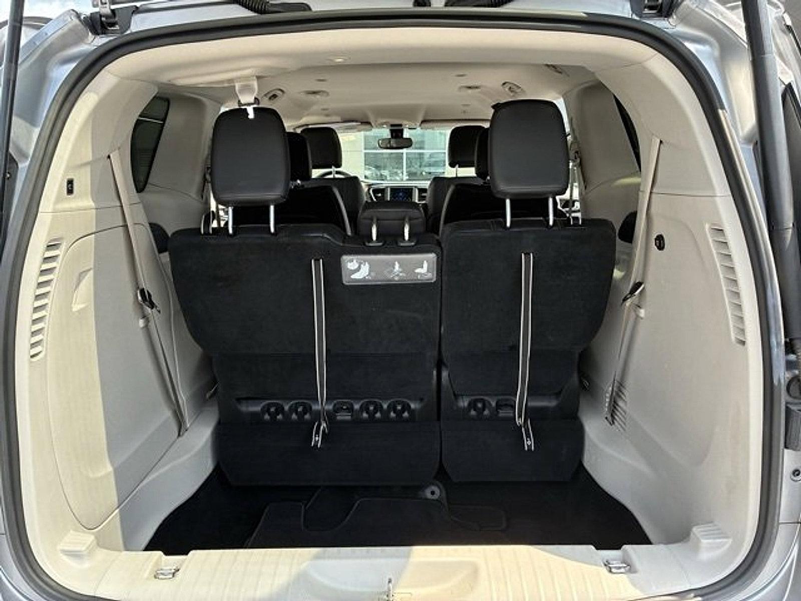 2019 Chrysler Pacifica Vehicle Photo in Harrisburg, PA 17111