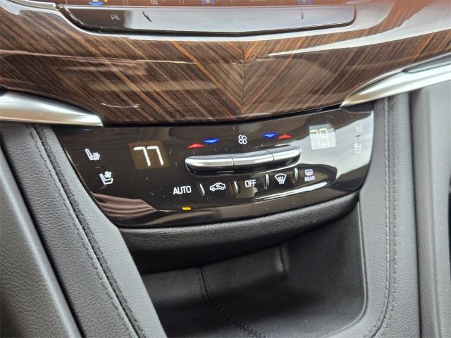2025 Cadillac XT6 Vehicle Photo in Oklahoma City, OK 73114
