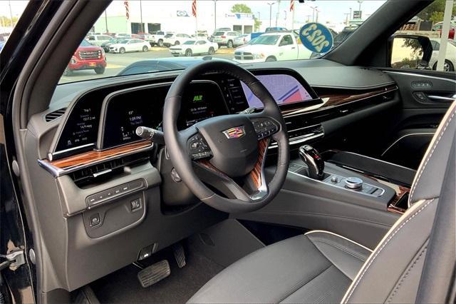 2023 Cadillac Escalade Vehicle Photo in KANSAS CITY, MO 64114-4545