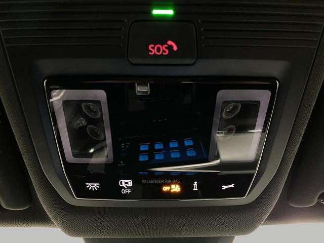 2025 Volkswagen Atlas Cross Sport Vehicle Photo in Appleton, WI 54913