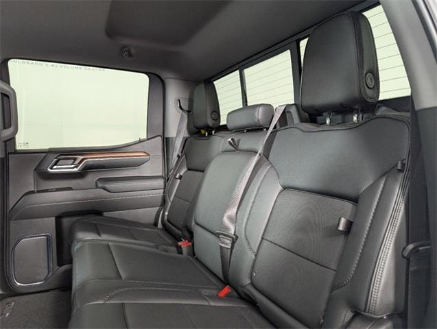 2024 GMC Sierra 1500 Vehicle Photo in ENGLEWOOD, CO 80113-6708