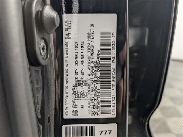 2022 Toyota Tacoma 4WD Vehicle Photo in ENGLEWOOD, CO 80113-6708