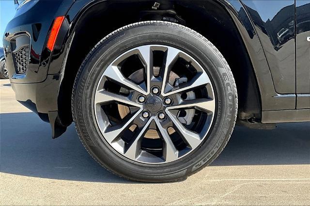 2023 Jeep Grand Cherokee L Vehicle Photo in Grapevine, TX 76051