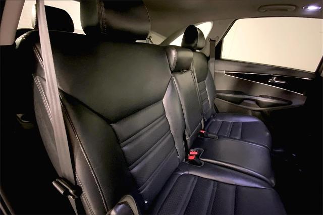 2020 Kia Sorento Vehicle Photo in Lees Summit, MO 64086