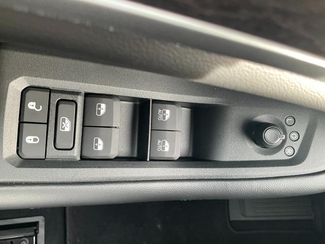 2025 Jeep Grand Cherokee L Vehicle Photo in Kaukauna, WI 54130