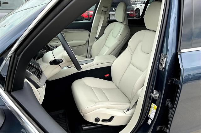 2025 Volvo XC90 Plug-In Hybrid Vehicle Photo in Grapevine, TX 76051