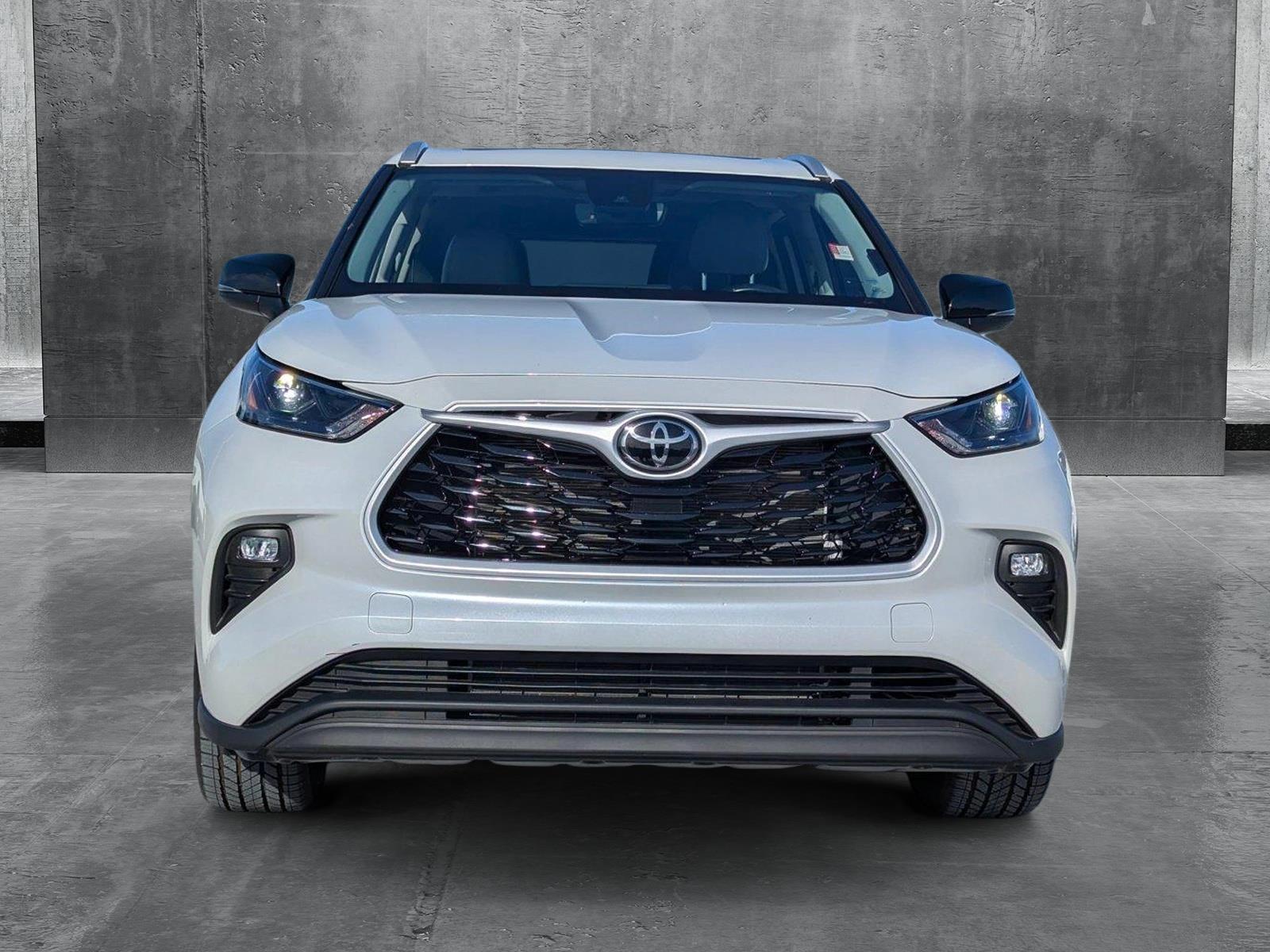 2022 Toyota Highlander Vehicle Photo in Ft. Myers, FL 33907