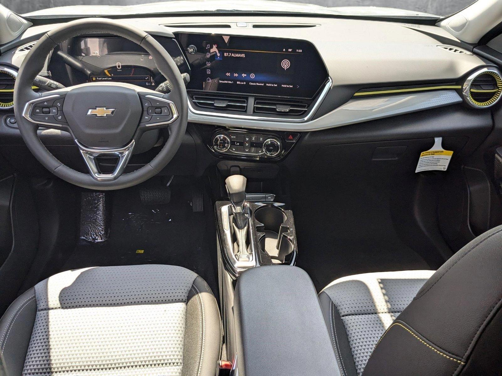 2025 Chevrolet Trax Vehicle Photo in MIAMI, FL 33134-2699