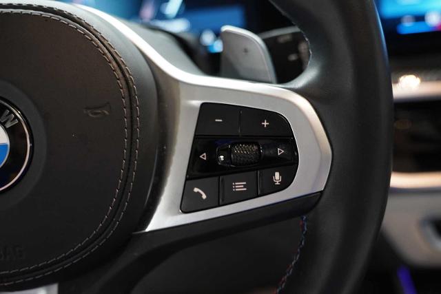 2023 BMW X7 M60i Vehicle Photo in GRAPEVINE, TX 76051