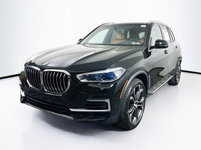 2023 BMW X5 xDrive40i Vehicle Photo in Doylsetown, PA 18901