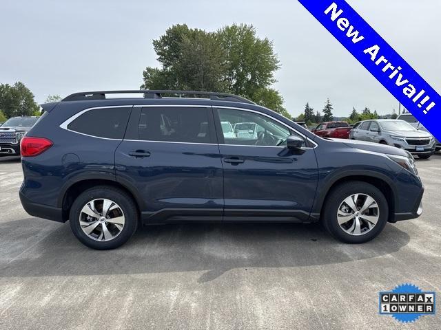 2024 Subaru Ascent Vehicle Photo in Puyallup, WA 98371