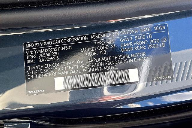 2025 Volvo XC60 Vehicle Photo in Grapevine, TX 76051