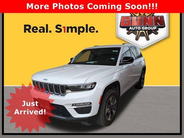 2022 Jeep Grand Cherokee 4xe Vehicle Photo in SELMA, TX 78154-1460