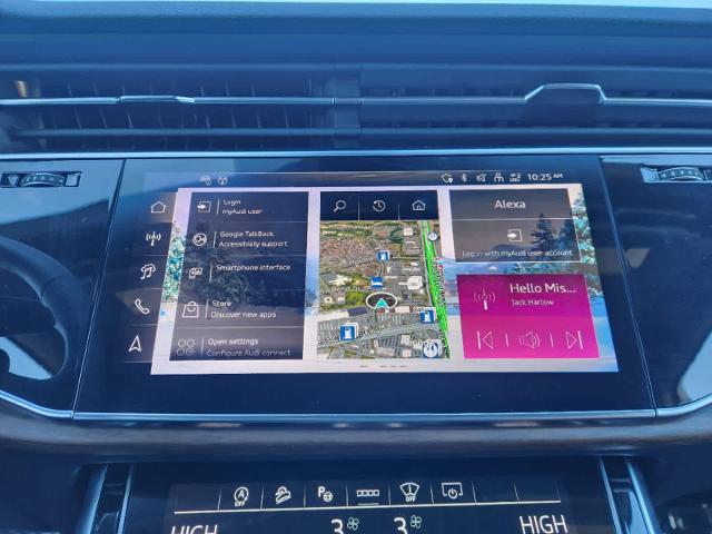 2025 Audi Q7 Vehicle Photo in HOUSTON, TX 77090