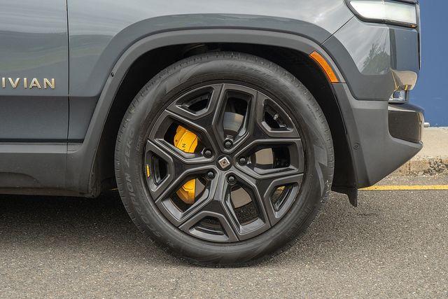 2022 Rivian R1S Vehicle Photo in DANBURY, CT 06810-5034
