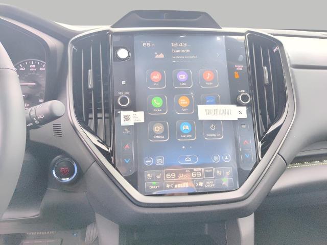 2025 Subaru Ascent Vehicle Photo in Green Bay, WI 54304