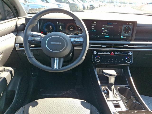 2025 Hyundai TUCSON Vehicle Photo in Philadelphia, PA 19116