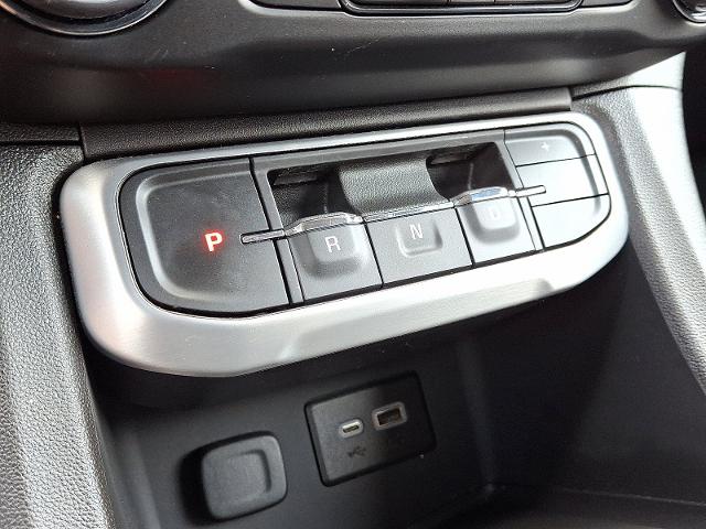 2023 GMC Acadia Vehicle Photo in TREVOSE, PA 19053-4984