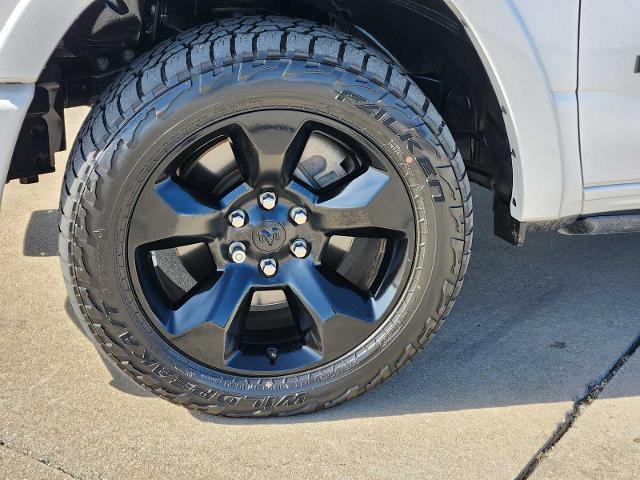 2020 Ram 1500 Vehicle Photo in DENTON, TX 76210-9321