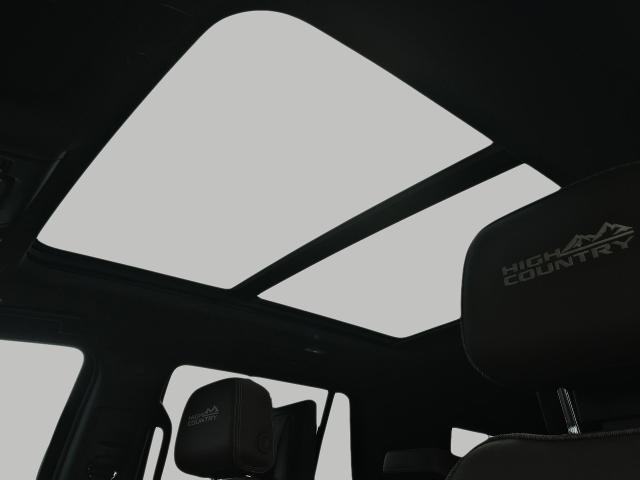 2021 Chevrolet Tahoe Vehicle Photo in GREEN BAY, WI 54303-3330