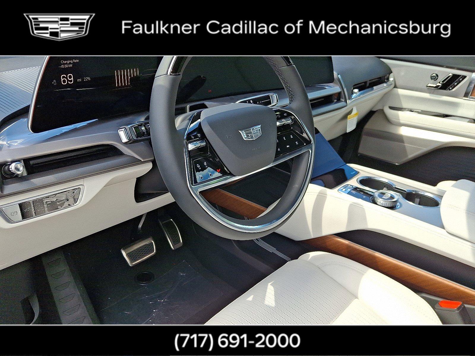 2026 Cadillac VISTIQ Vehicle Photo in MECHANICSBURG, PA 17050-1707