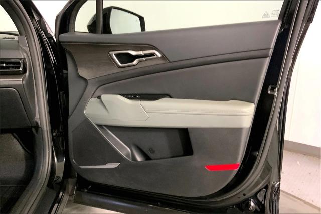 2023 Kia Sportage Vehicle Photo in Lees Summit, MO 64086