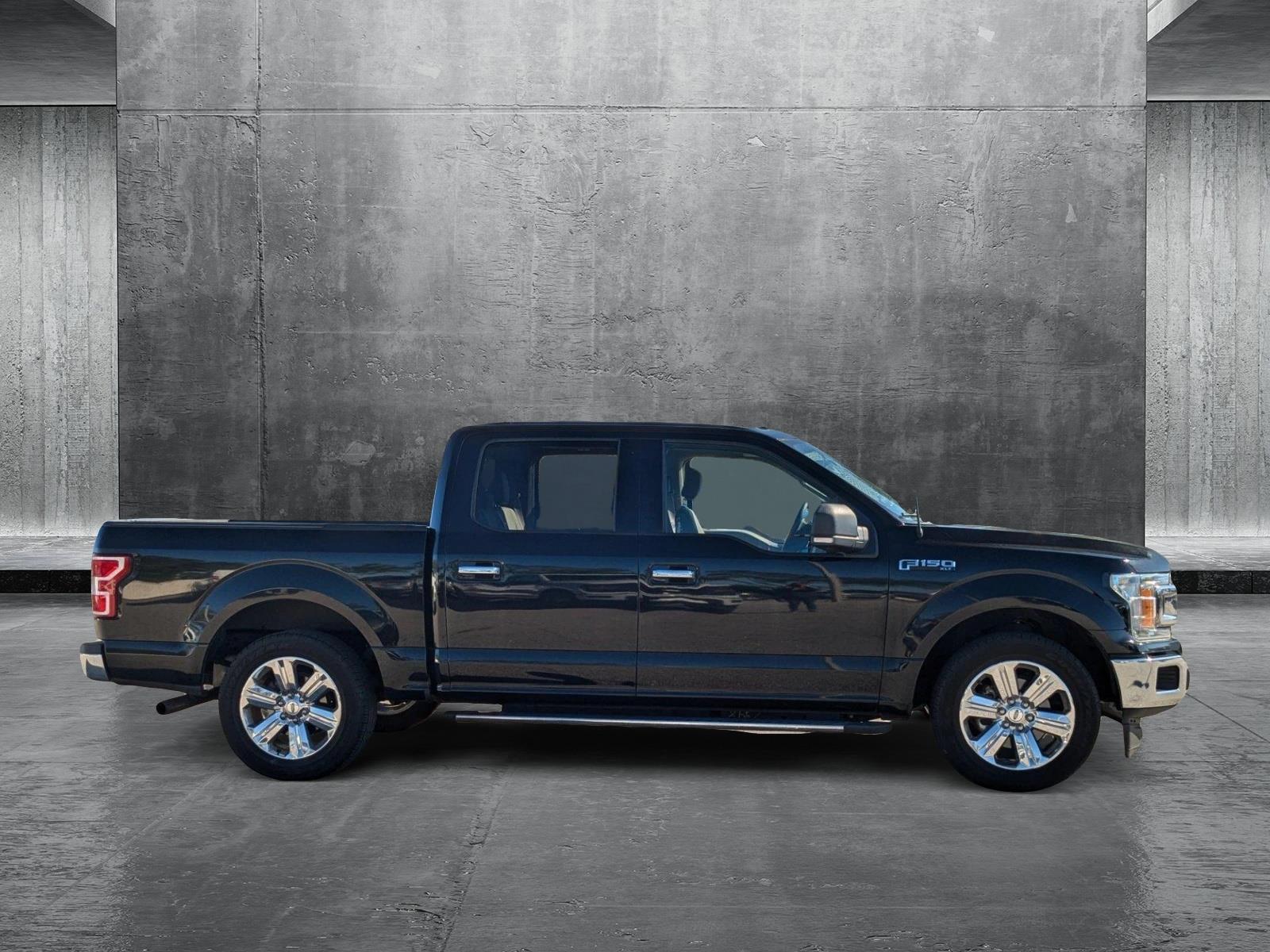 2018 Ford F-150 Vehicle Photo in St. Petersburg, FL 33713