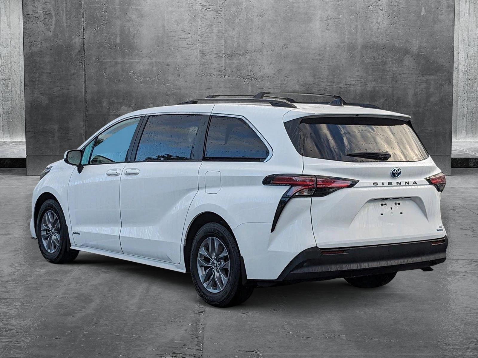 2021 Toyota Sienna Vehicle Photo in Sanford, FL 32771